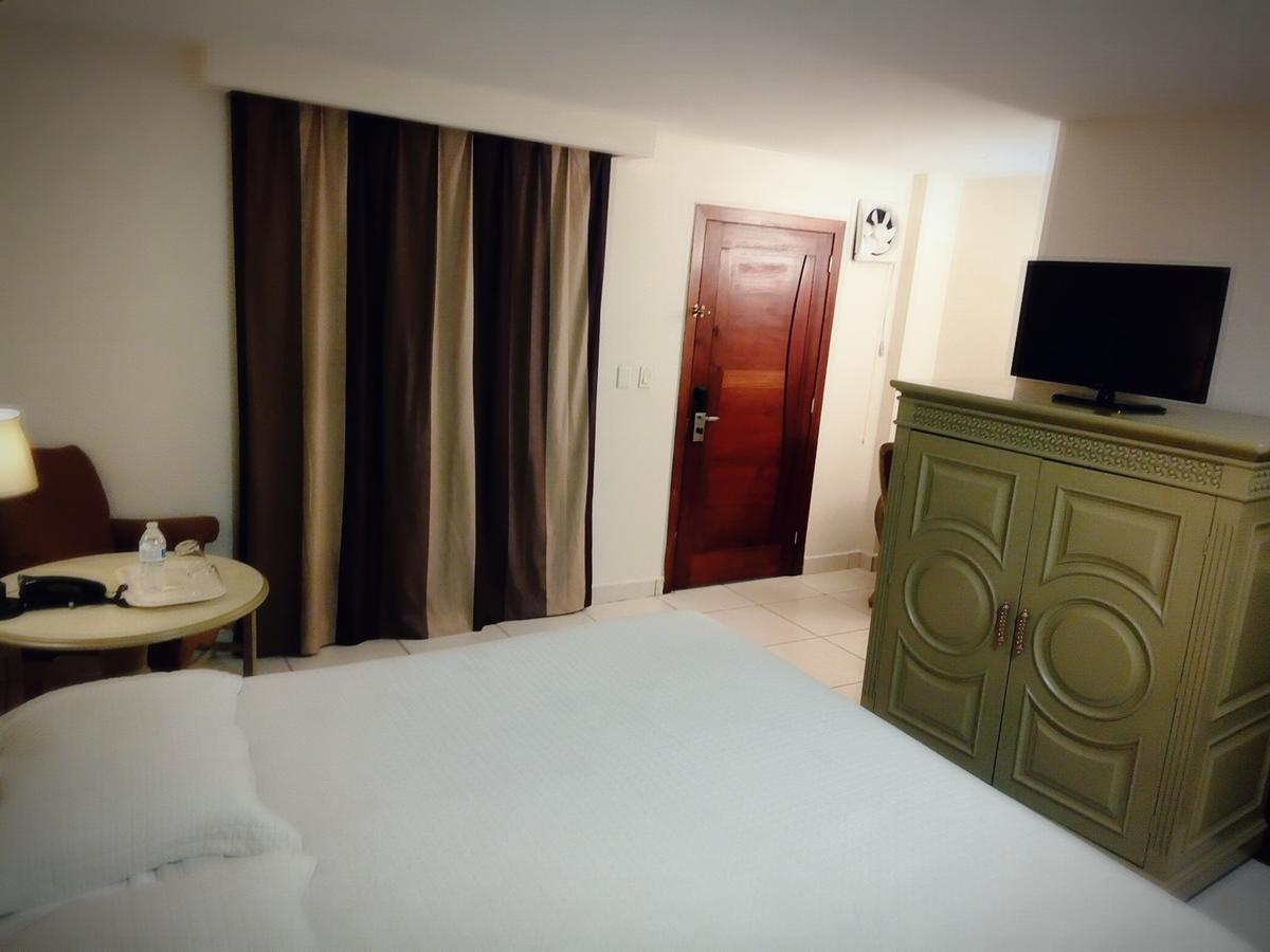 Hotel Martell San Pedro Sula Exterior foto